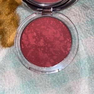 Pur blushing act matte blush